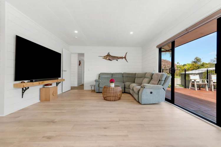 4 Julia Way Beachlands_10