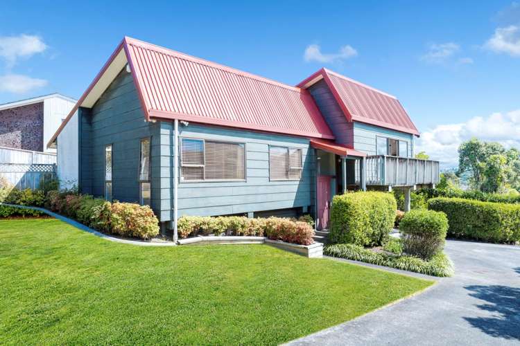 34 Catalina Crescent Forrest Hill_2