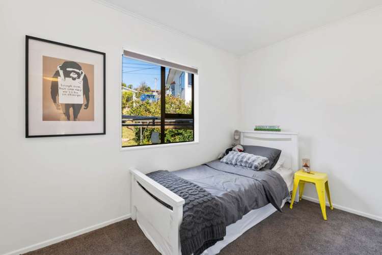 32 Elliston Crescent Stanmore Bay_10