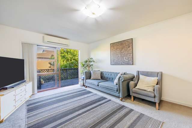 2/8 Rutland Road Mount Wellington_1