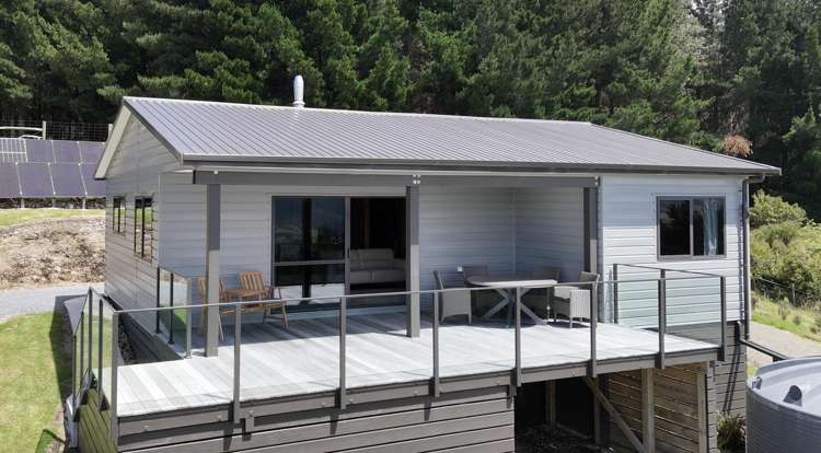 301 E Tahakopa Valley Road Owaka_12