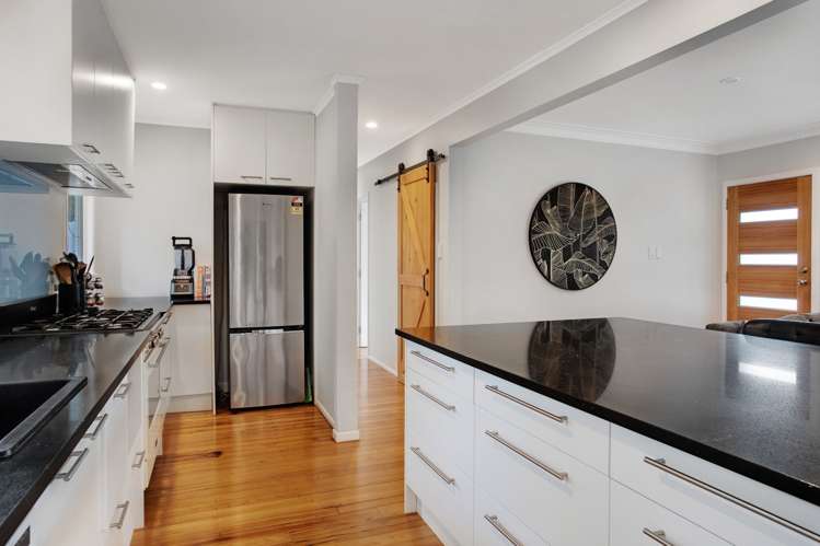 2/64 Alton Avenue Hillcrest_6