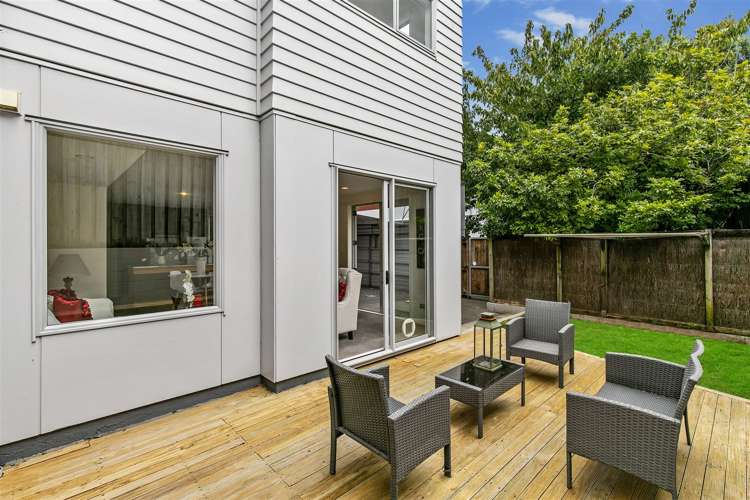 18/3 Wagener Place Mount Albert_2