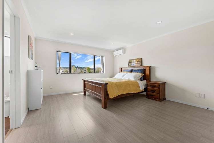 20 Flintridge Drive Flat Bush_16