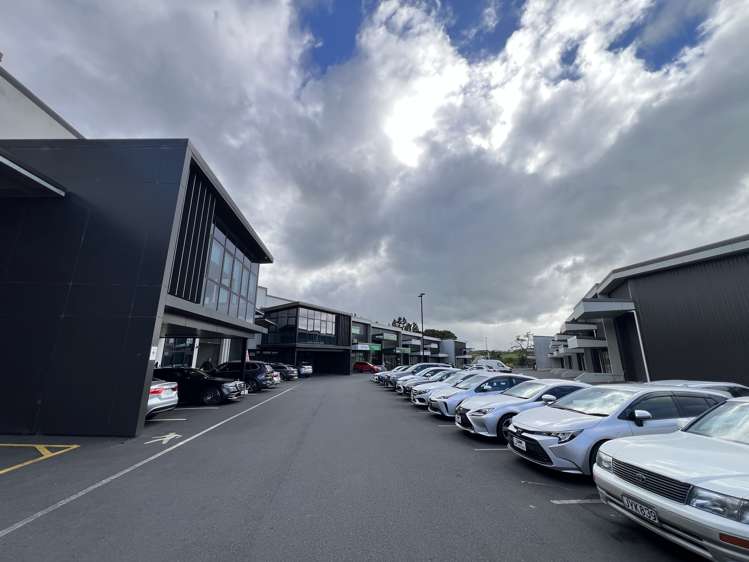 4/14 Northside Drive Whenuapai_14