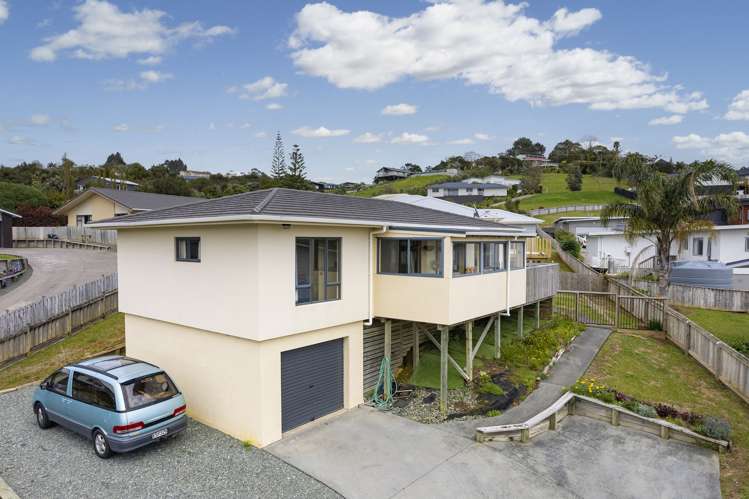 7 Magnolia Drive Cable Bay_21