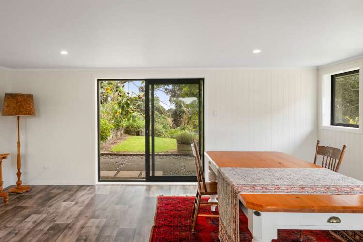 37 Pohutukawa Drive Athenree_29