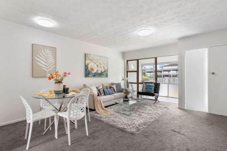 2/67A Roberton Road Avondale_13