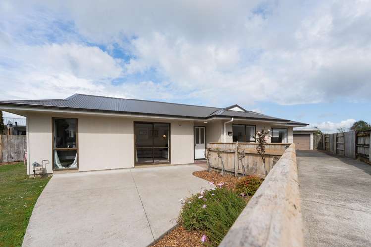 7 Cargill Grove Kelvin Grove_19