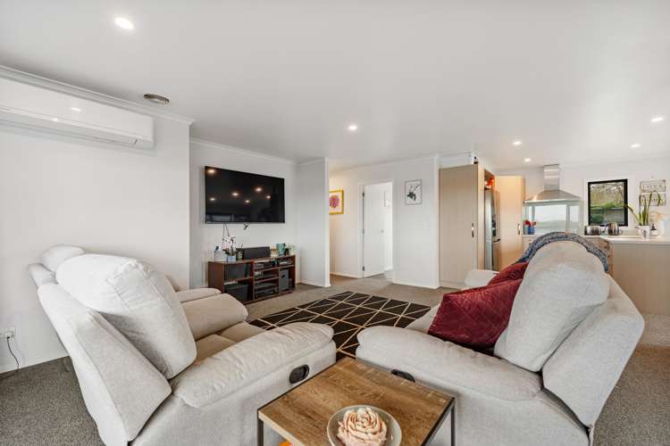 6 Poplar Grove Feilding_17