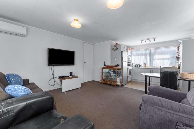 144 Mahia Road Wattle Downs_5