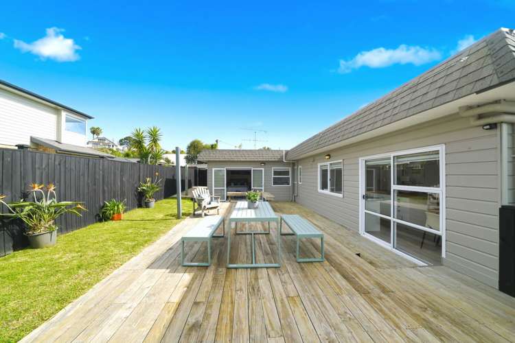11 Marina Road Torbay_27