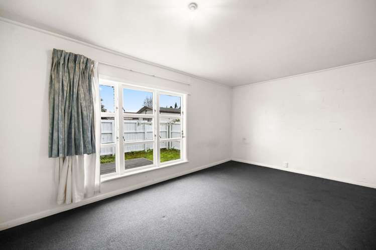 14 Wall Street Nawton_11