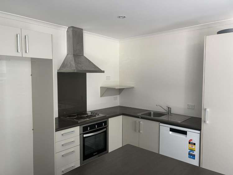 7/20 Greensboro Street Hamilton East_3