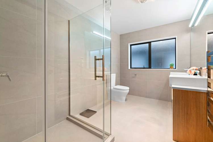 20 Ako Road Flat Bush_19