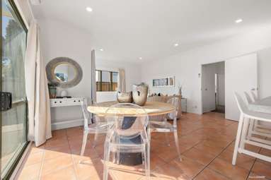 222C Moore Street_4