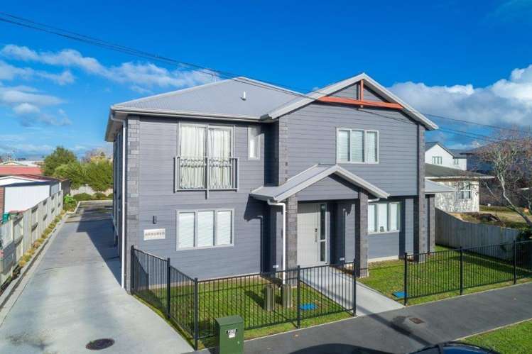 2/34 Beatty Street_0