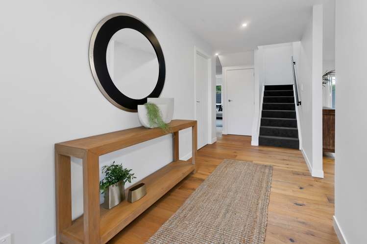 18 Tui Street Point Chevalier_3