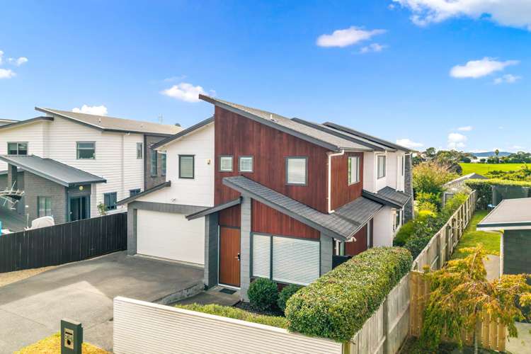 84 Intrepid Crescent Beachlands_31