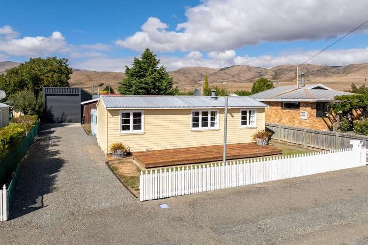 37 Lindis Crescent_0