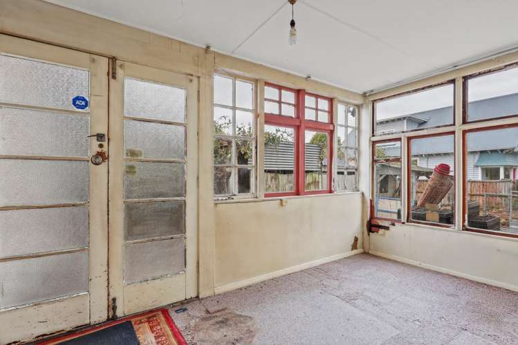 94 Birdwood Avenue Beckenham_26
