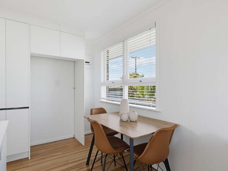 8 Kauri Street Taradale_11