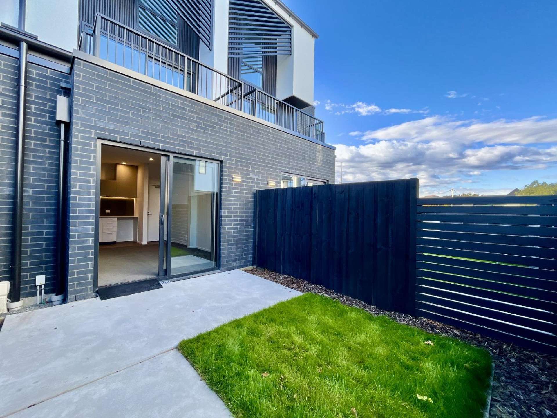 131a Fitzgerald Avenue 1419_0