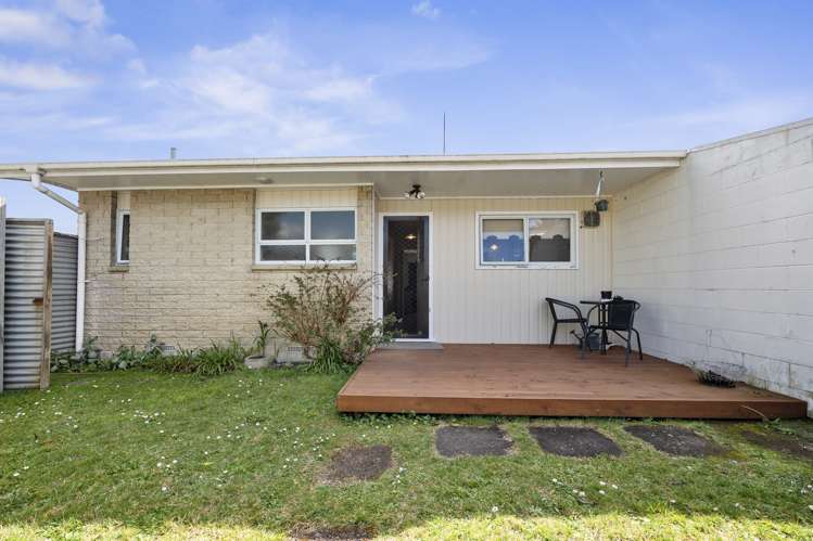 30 Basley Road Owhata_10