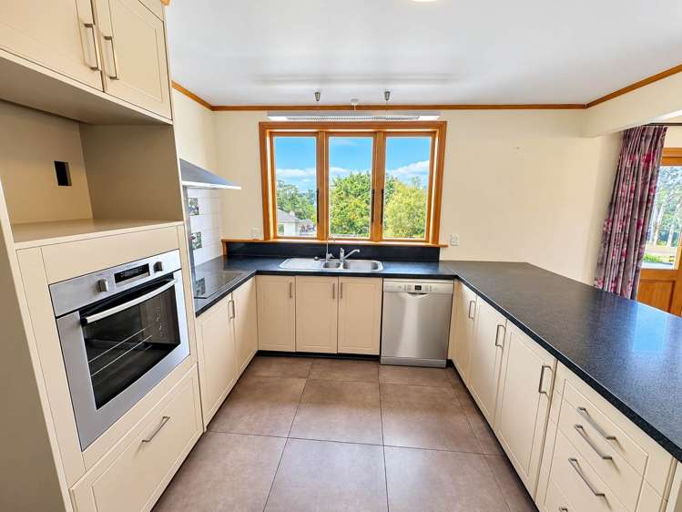 659 Whitford Road Whitford_7