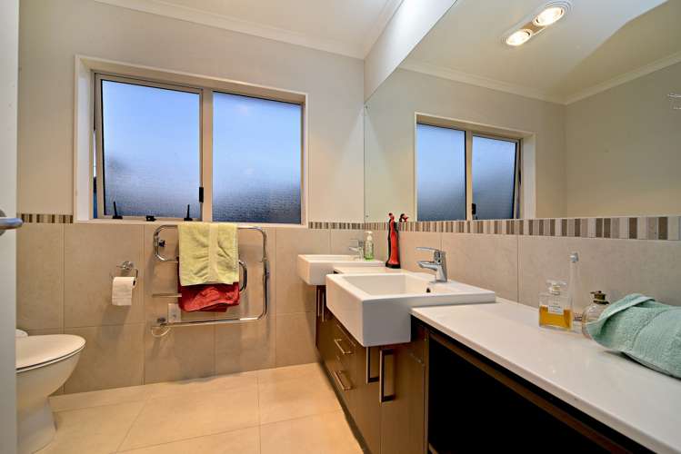 229 Jeffs Road Flat Bush_14