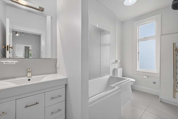 11 Woodville Street Edgeware_13