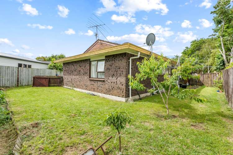 2/9 Sharivari Place Conifer Grove_11