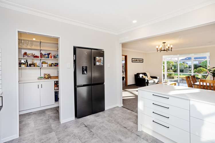 142 King Street Windsor_4