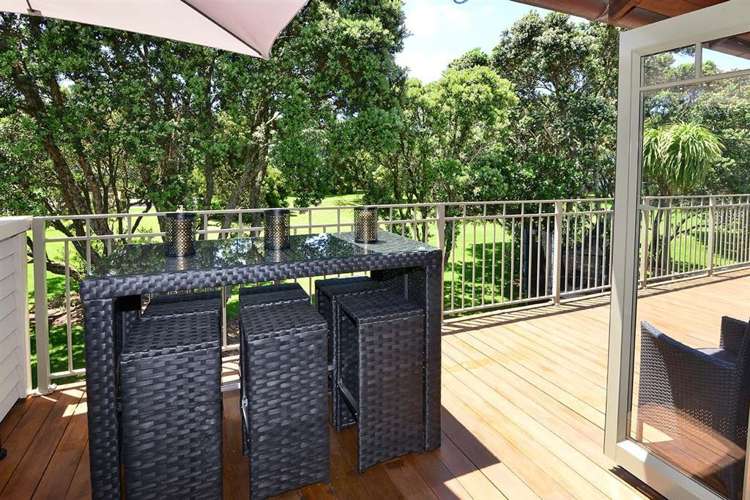 169 Centreway Road Orewa_17