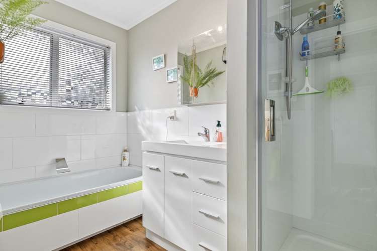 1b Odette Street Bader_10