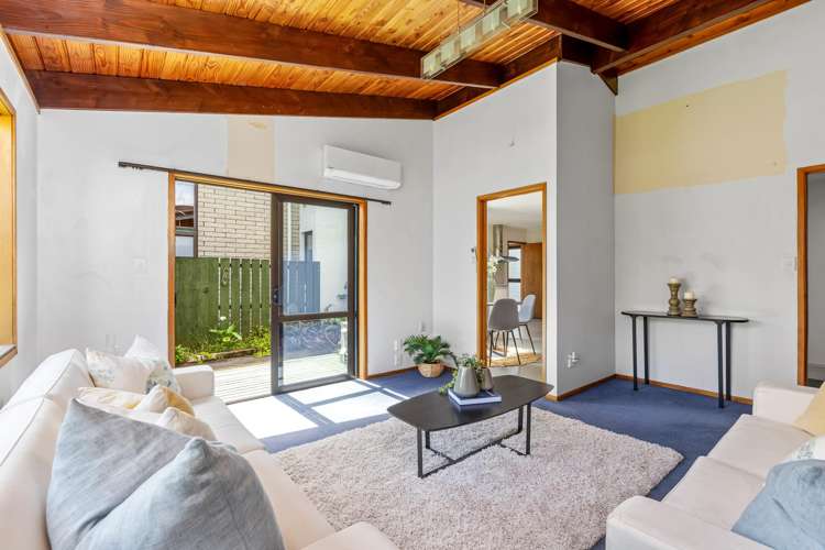 2/73 Centreway Road Orewa_3