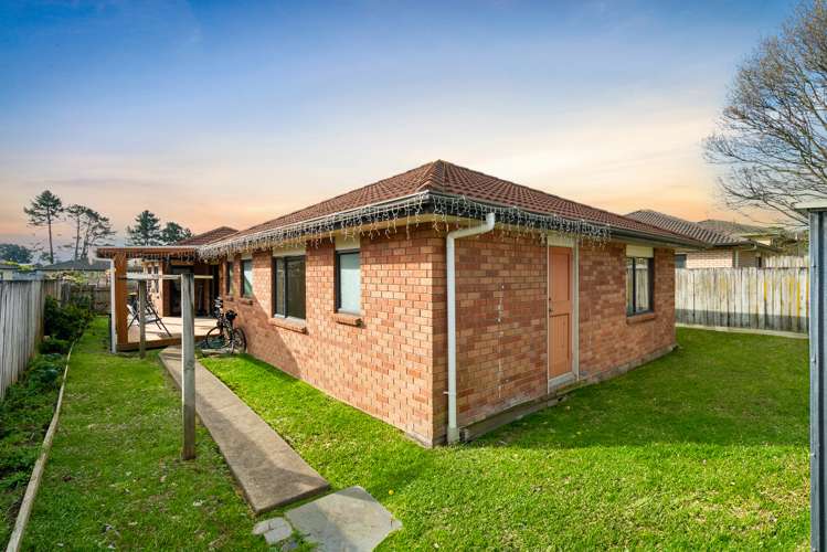 8 Maadi Place Papakura_14