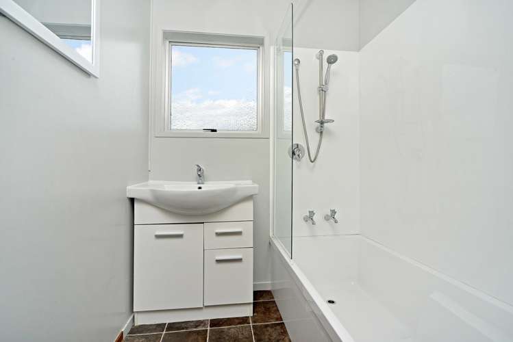 7 Wing Crescent Papakura_6