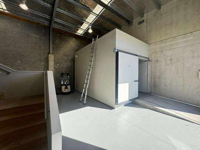 Unit 12, 33 Nga Mahi Road Sockburn_4