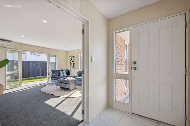 9a Hurricane Way Wigram_1