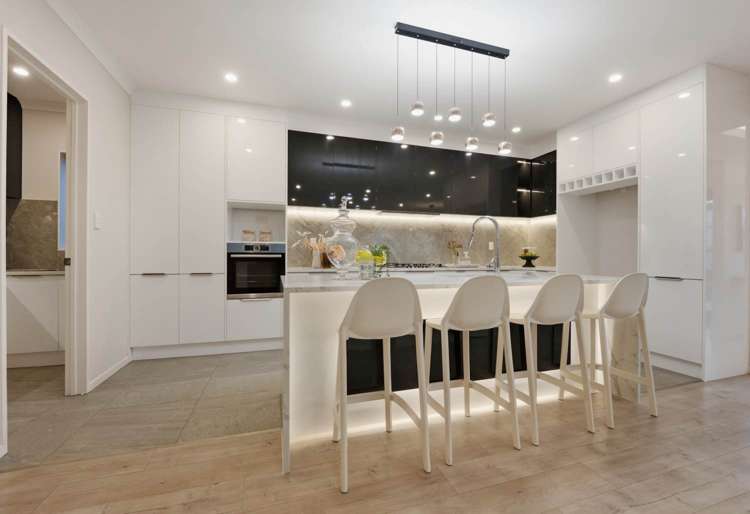 221B Murphys Road Flat Bush_25