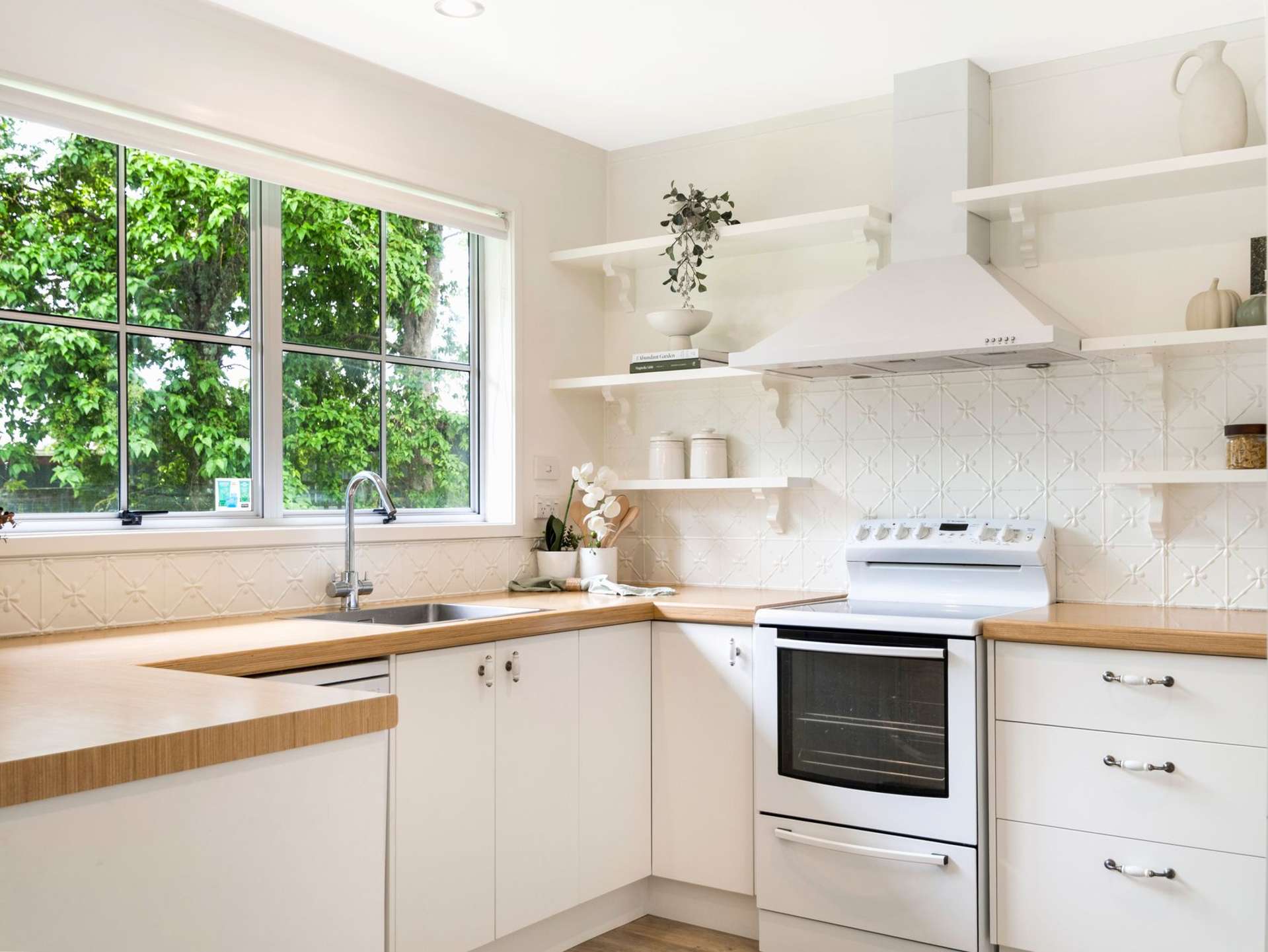 9 Walnut Place Owhata_0