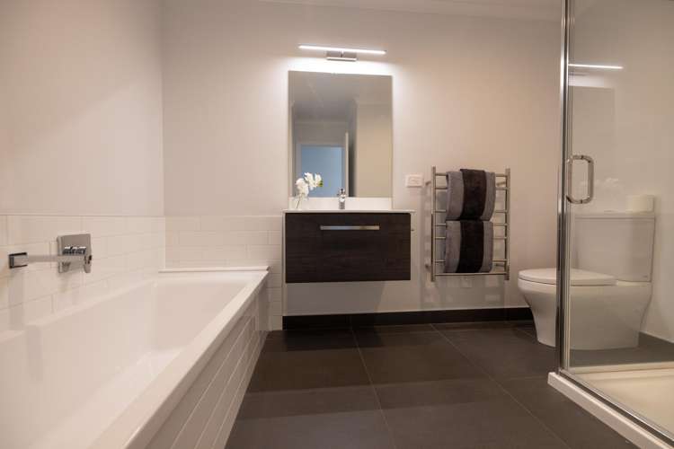 10 Alexander Willis Crescent Hobsonville_16