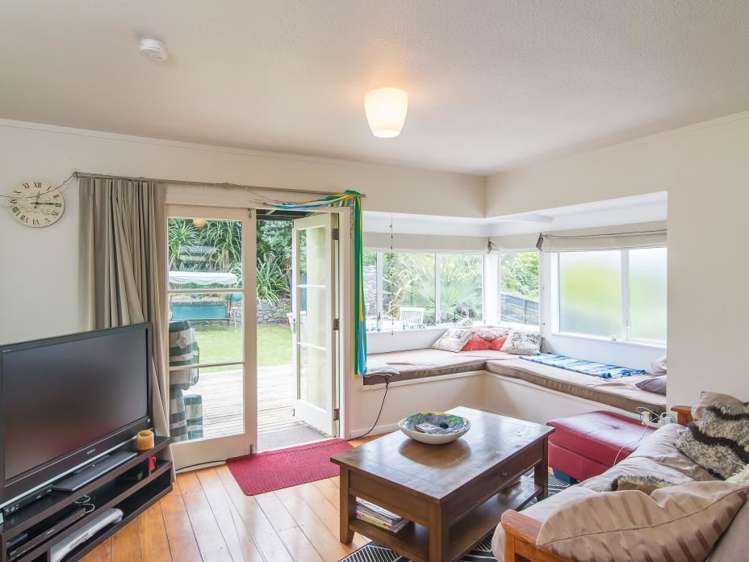 2/37 The Esplanade Raumati South_10