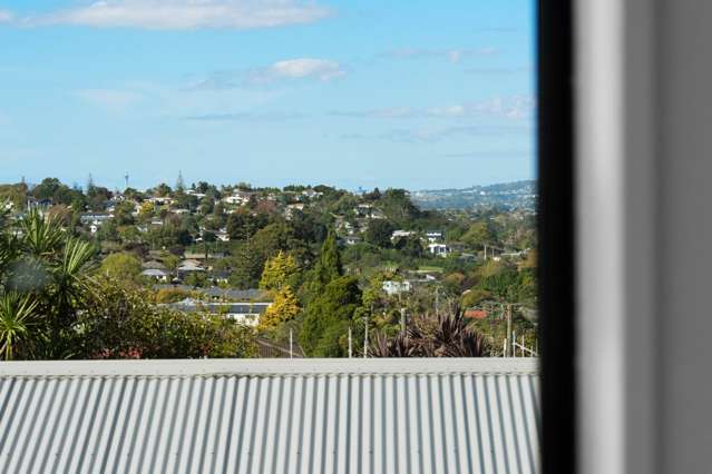 64A Triangle Road Massey_1