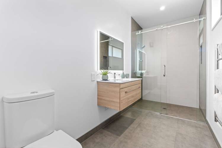 4 Rua Street Albert Town_15