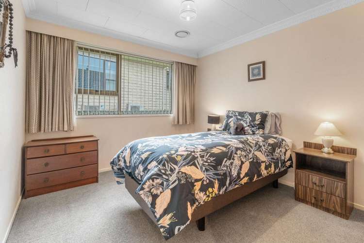 1 Windsor Place Mosgiel_21