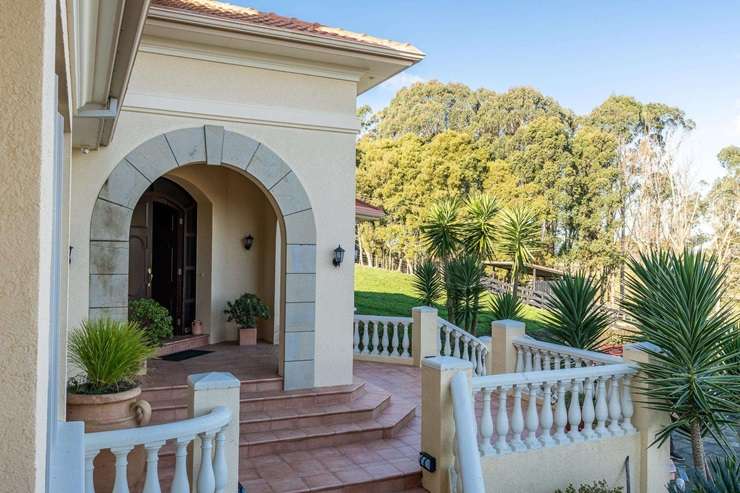 170 Foster Road, in Temple View, Hamilton, is heading to auction at the end of the month. Photo / Supplied
