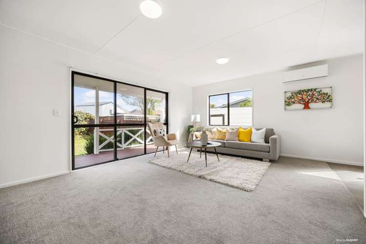 2/90 Shifnal Drive_3