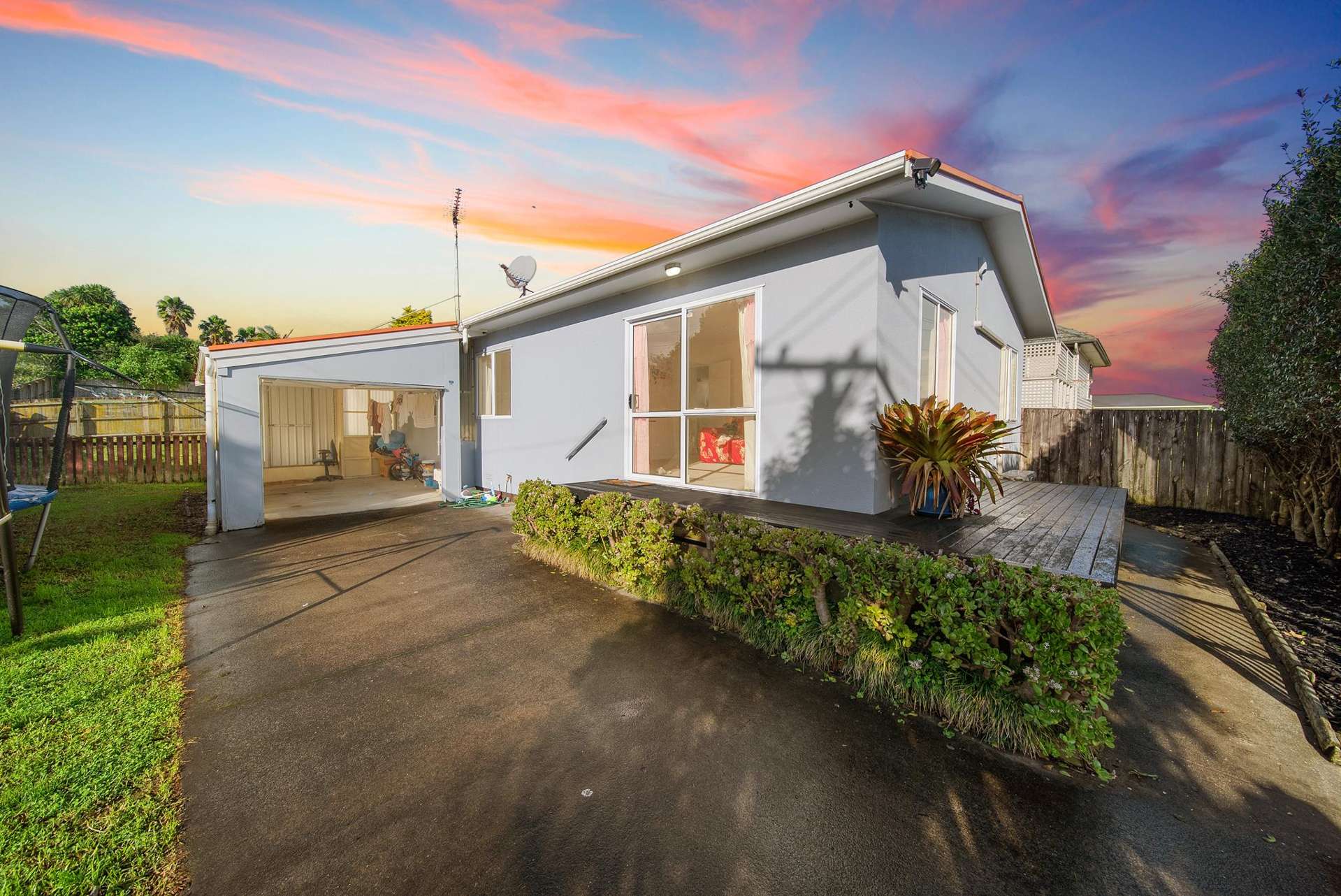 2/76 Mcannalley Street Manurewa East_0